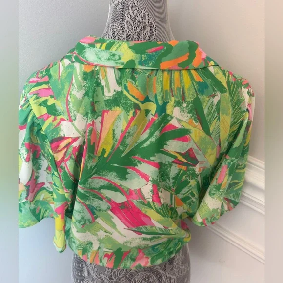 Flying Tomato Womens Green Print Tie Crop Blouse Size L - Picture 3 of 4